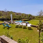 Emerald Villa