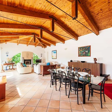 Villa Emerald *
