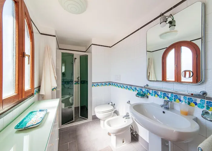 Emerald Vila Massa Lubrense